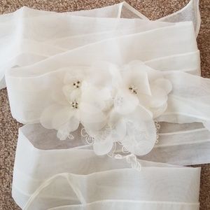 Vera Wang Garza Sash with lace appliques